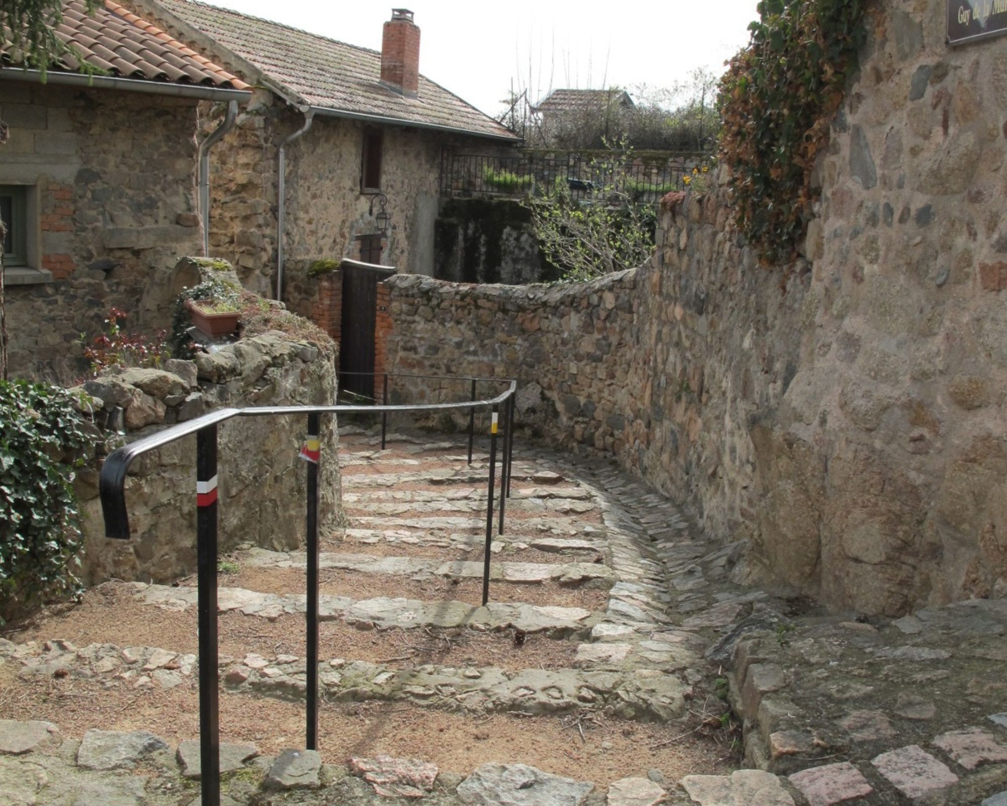 Hiking while speaking French, at Roanne